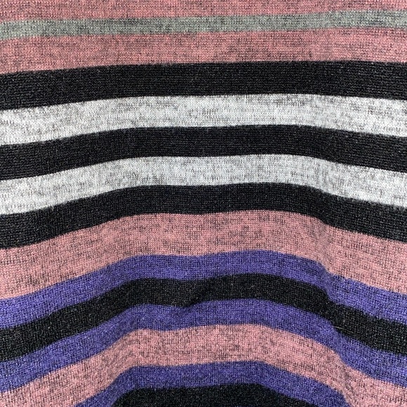 ✅Sunday Long Sleeve Sweater with criss cross back - Picture 2 of 7